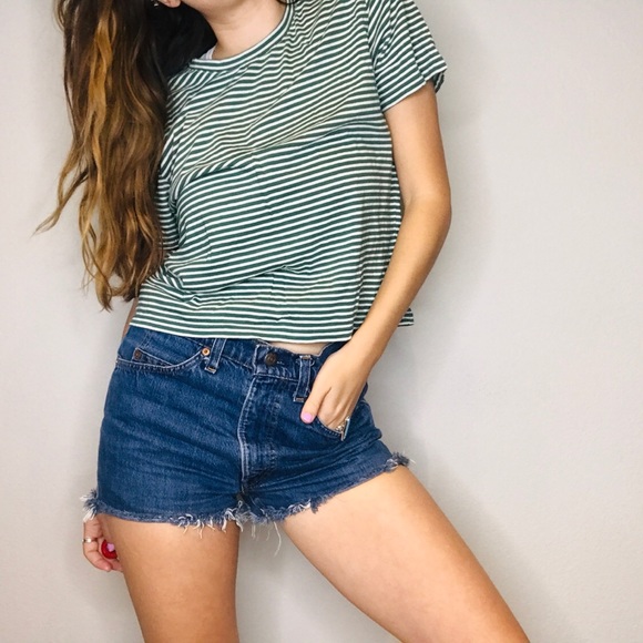 Reformation orange tab levis shorts - Picture 2 of 7